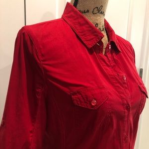 ❤️ GUESS blouse 3/4 sleeve w/roll up bottom option